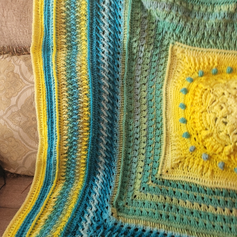Sunshine Ombre throw - Picture 4 of 5